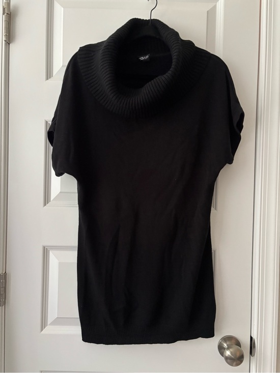 H&M Sweaters - H&M Black Short-Sleeve Cowl Neck Sweater S